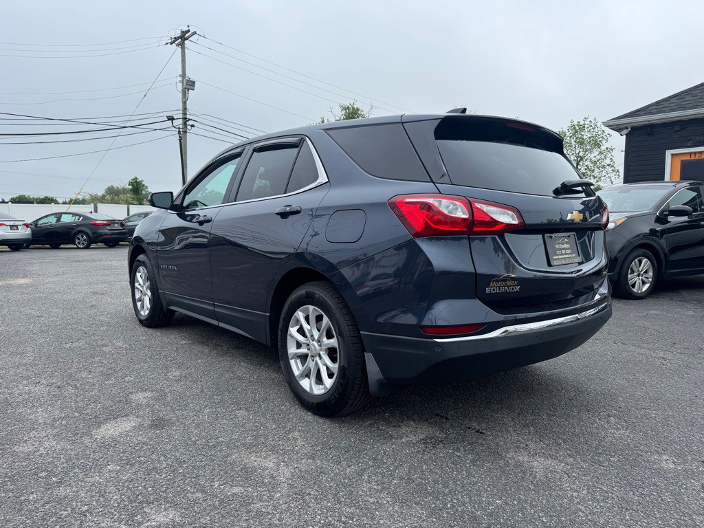 2018 Chevrolet Equinox Image 2