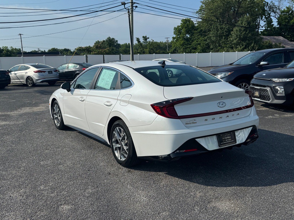 2020 Hyundai Sonata Image 2