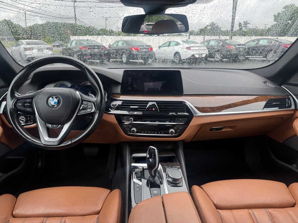 2017 BMW 5 Series Image 7