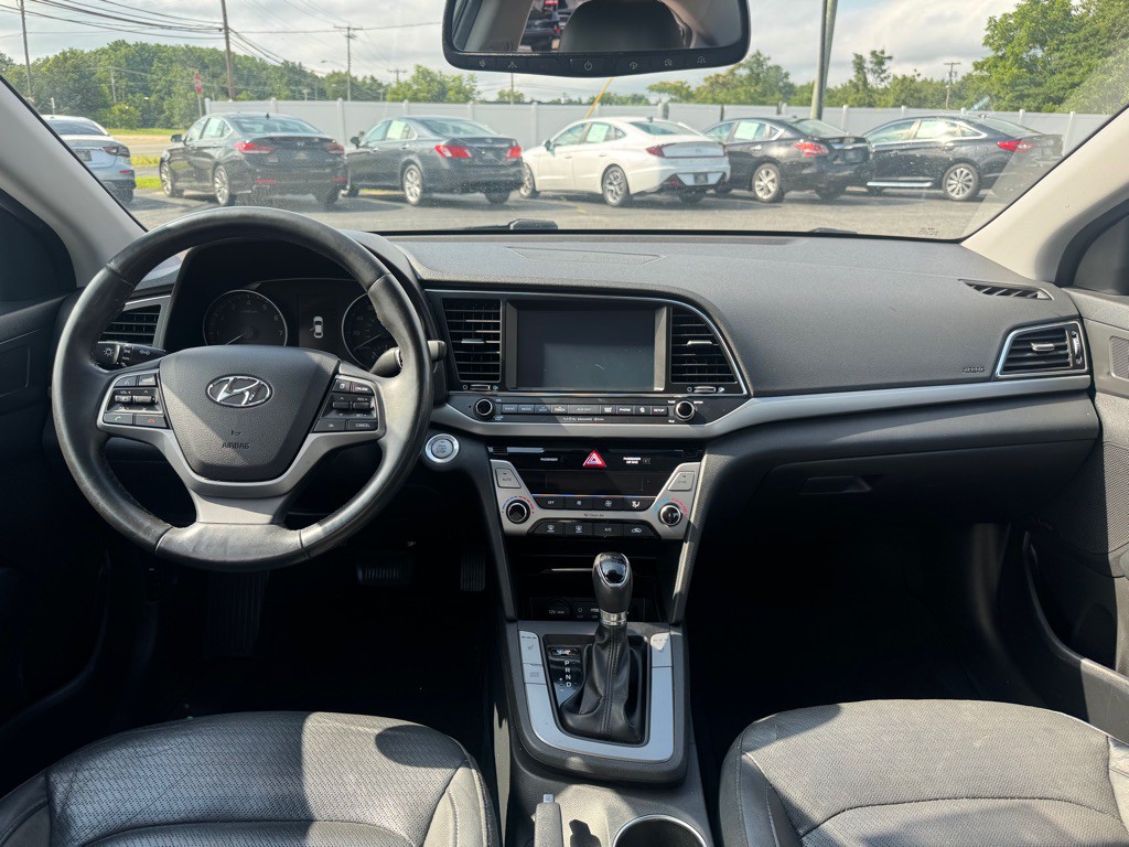 2017 Hyundai Elantra Image 7