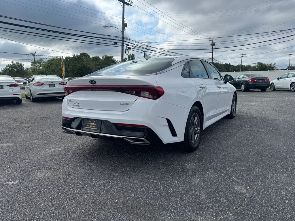2021 Kia K5 Image 3