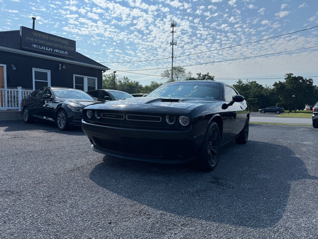 2019 Dodge Challenger Image 1