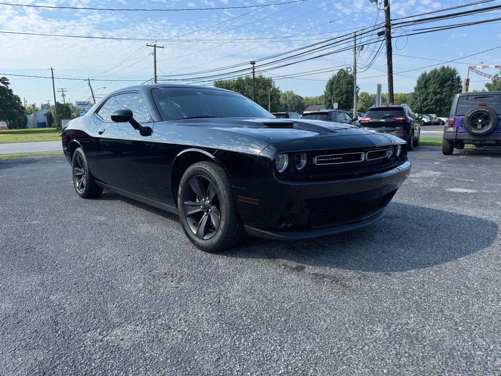 2019 Dodge Challenger Image 4