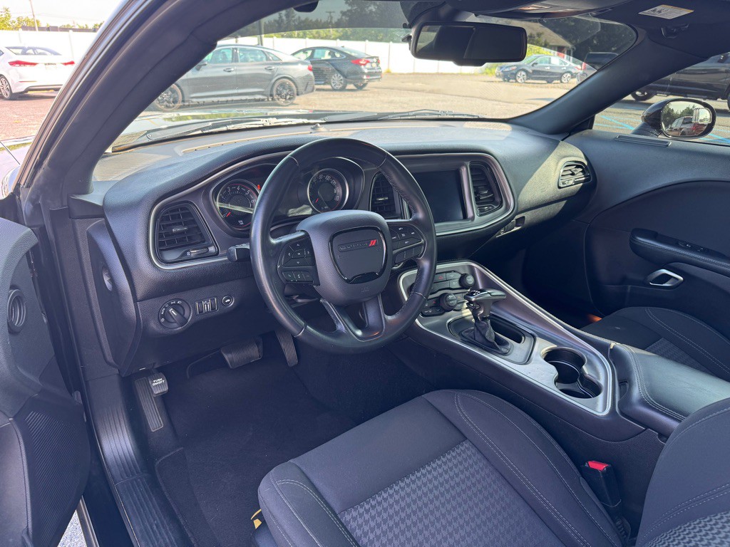 2019 Dodge Challenger Image 5