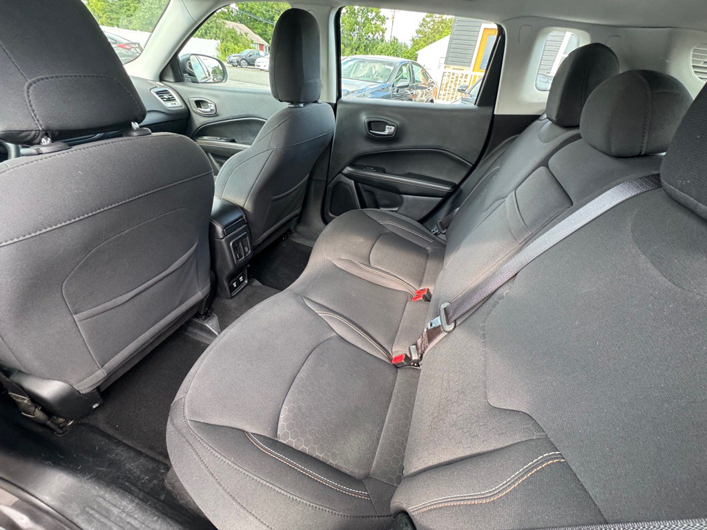 2019 Jeep Compass Image 6