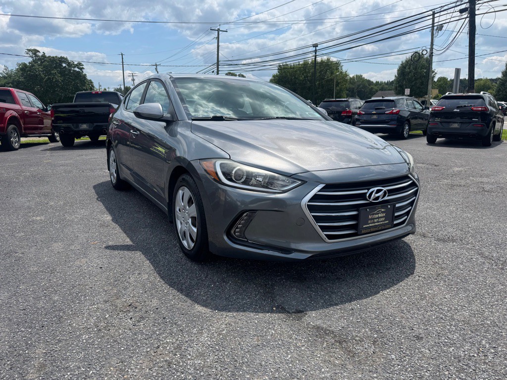 2018 Hyundai Elantra Image 4