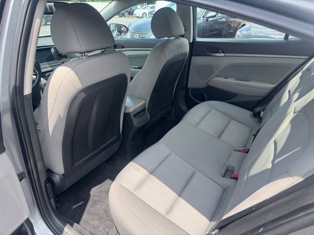 2018 Hyundai Elantra Image 6