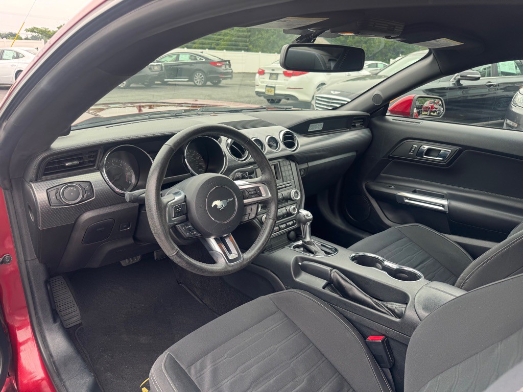 2015 Ford Mustang Image 5
