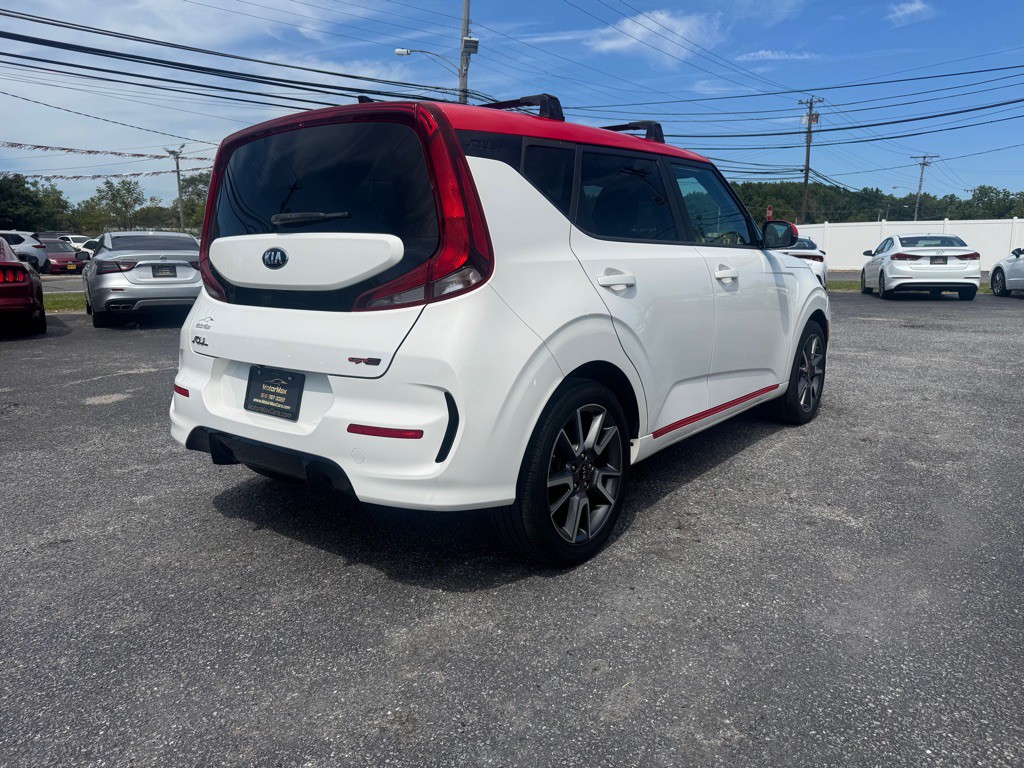 2020 Kia Soul Image 3