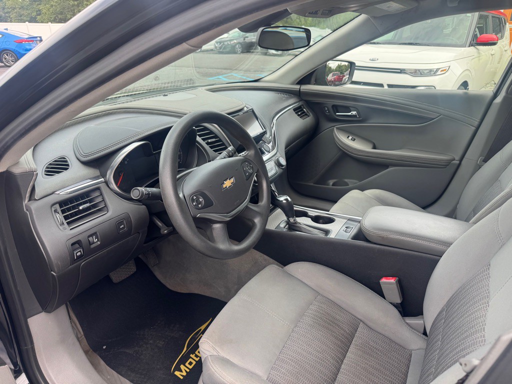 2017 Chevrolet Impala Image 5