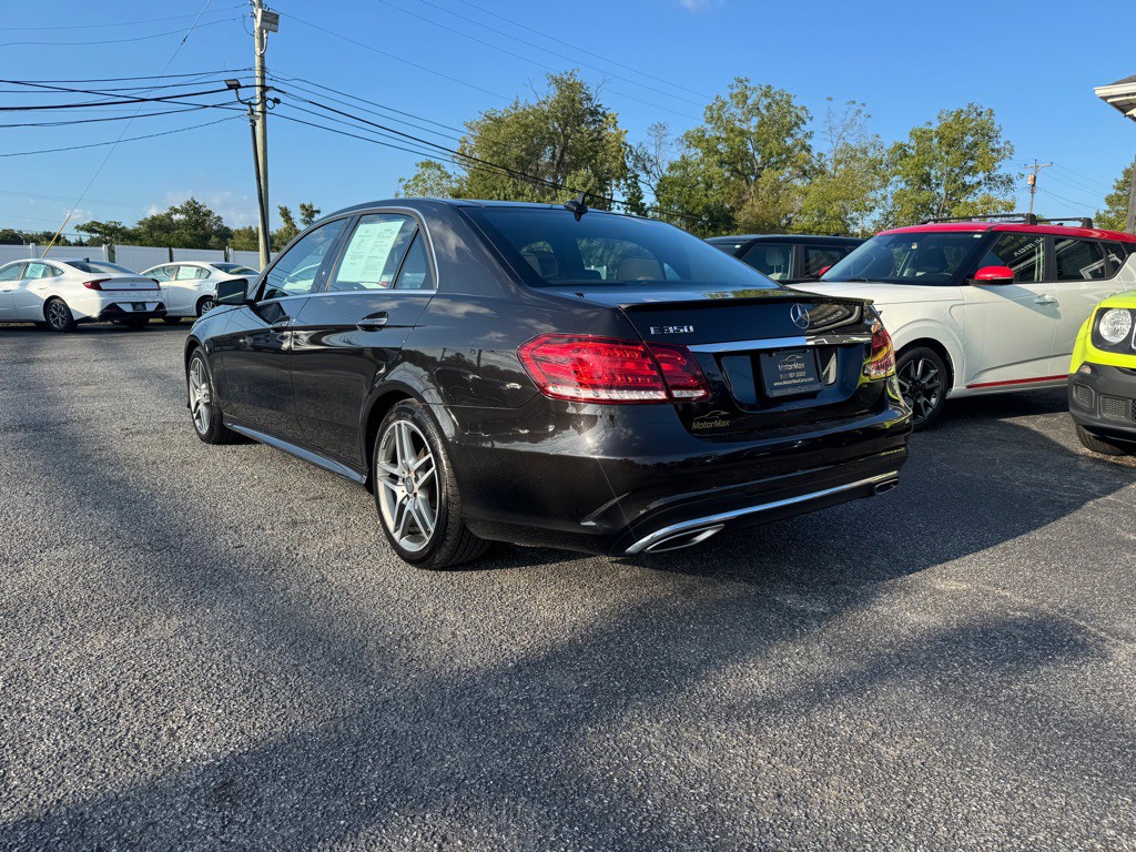 2016 Mercedes-Benz E-Class Image 2