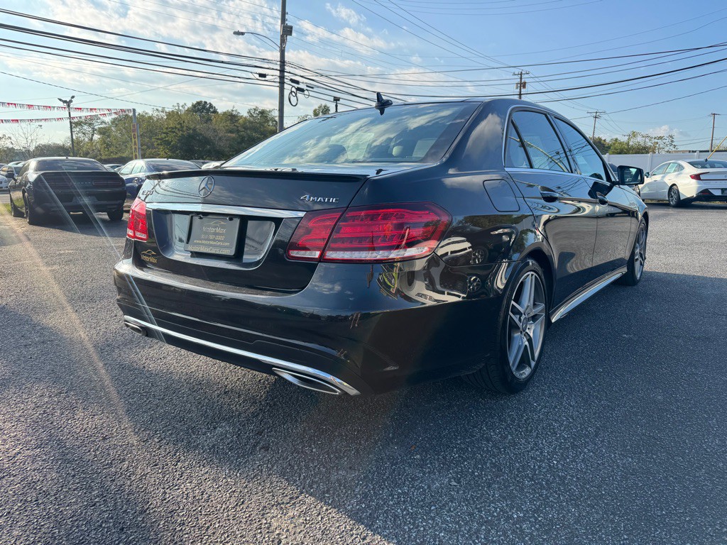 2016 Mercedes-Benz E-Class Image 3