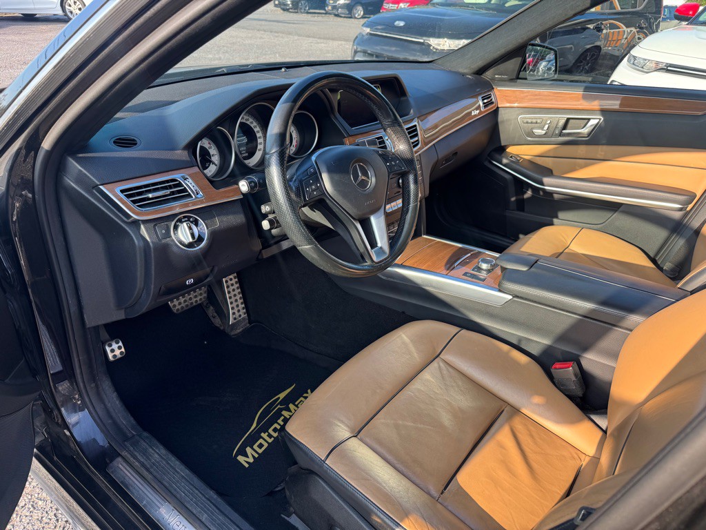 2016 Mercedes-Benz E-Class Image 5