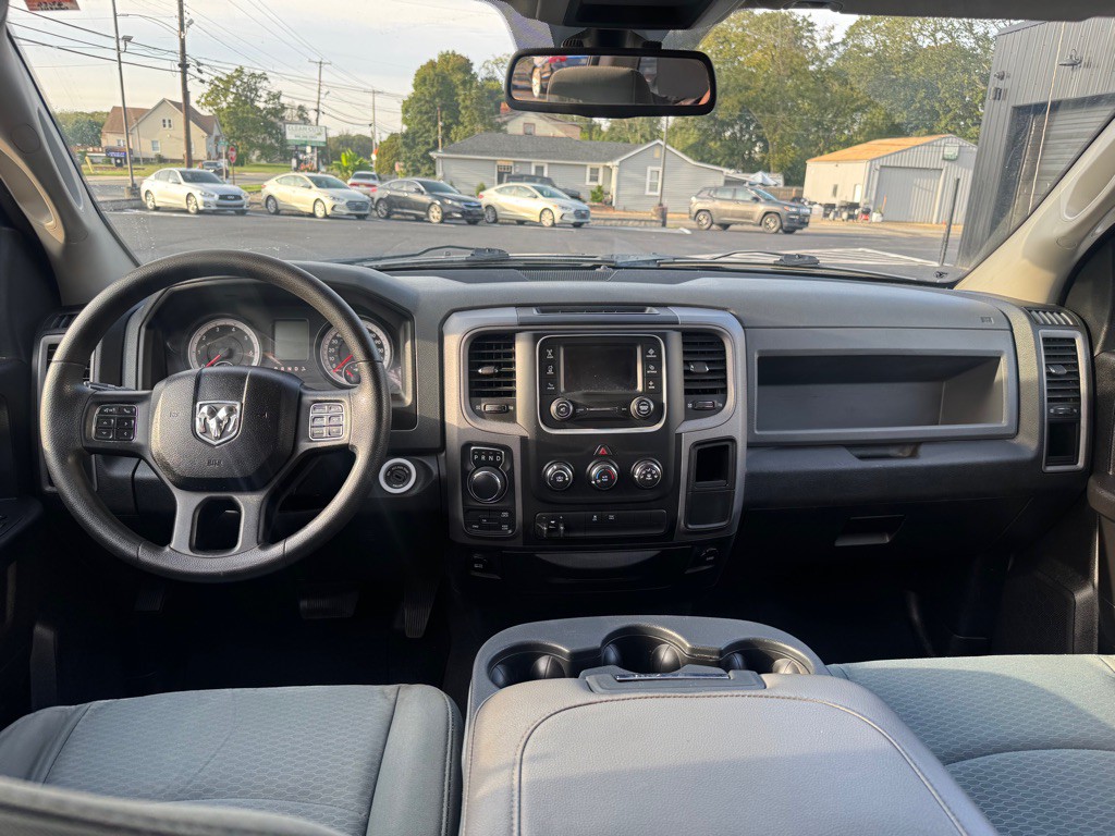 2014 RAM 1500 Image 7