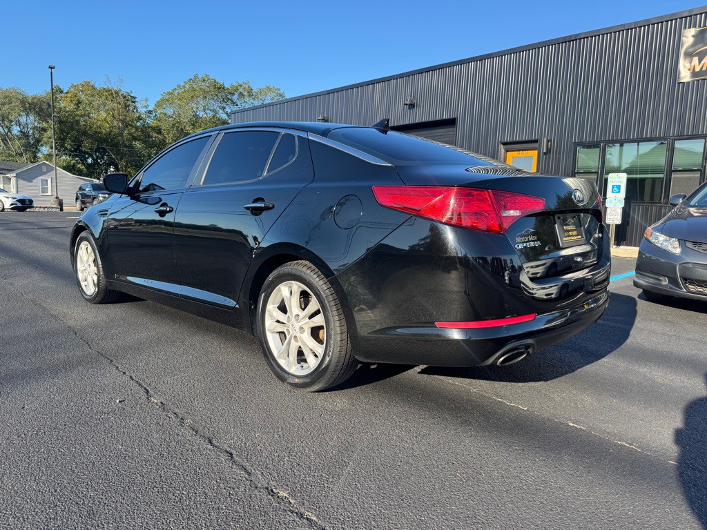 2013 Kia Optima Image 2