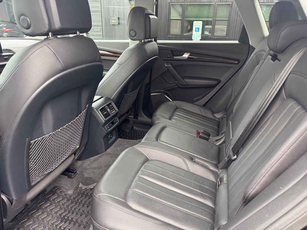 2018 Audi Q5 Image 6