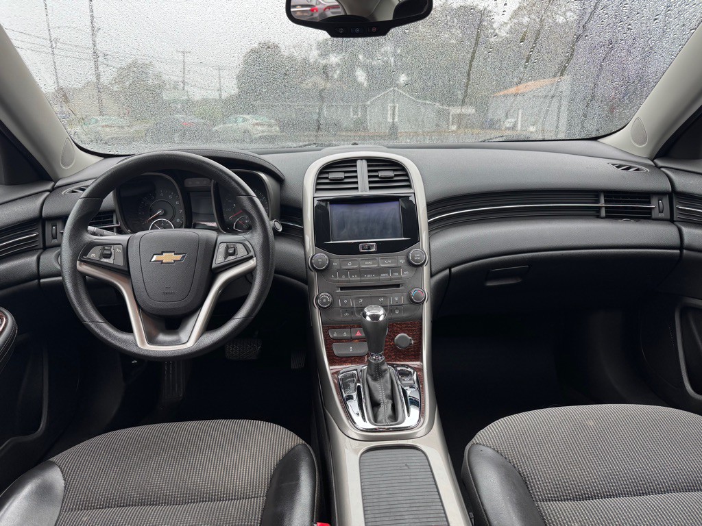 2013 Chevrolet Malibu Image 7