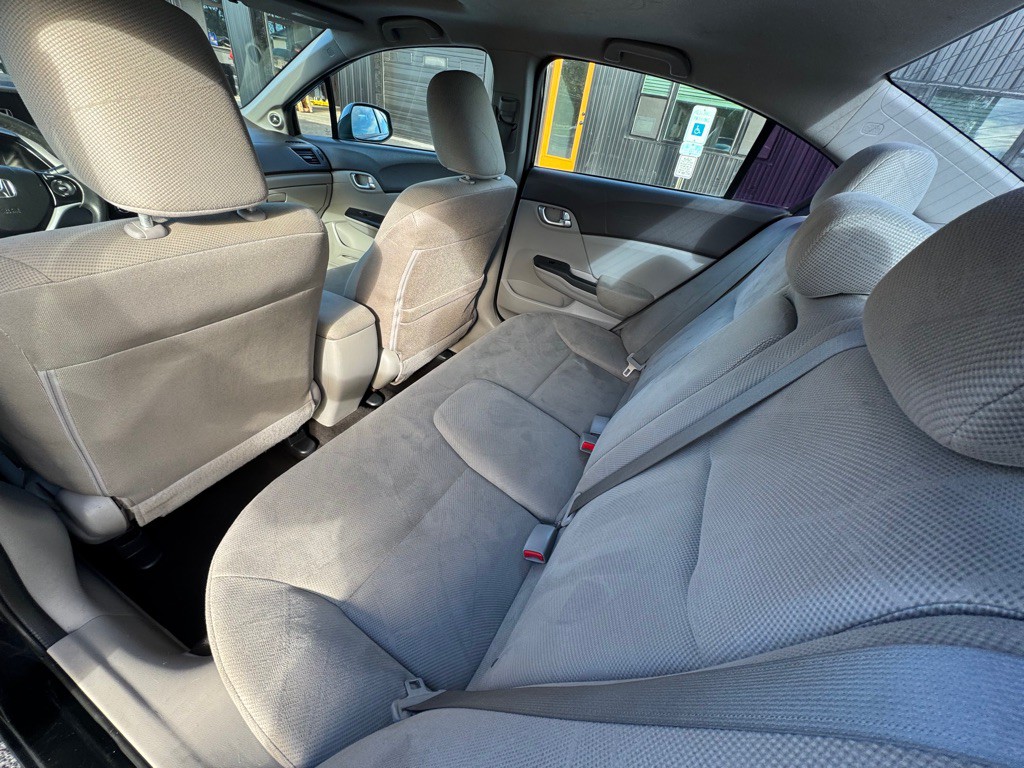 2012 Honda Civic Image 6