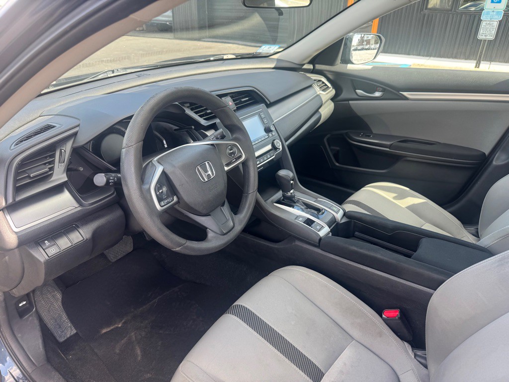 2018 Honda Civic Image 5