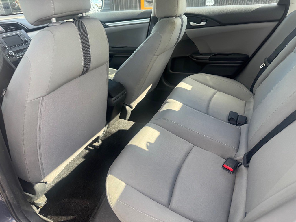 2018 Honda Civic Image 6