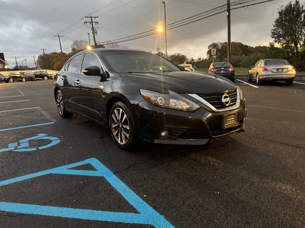 2016 Nissan Altima Image 4