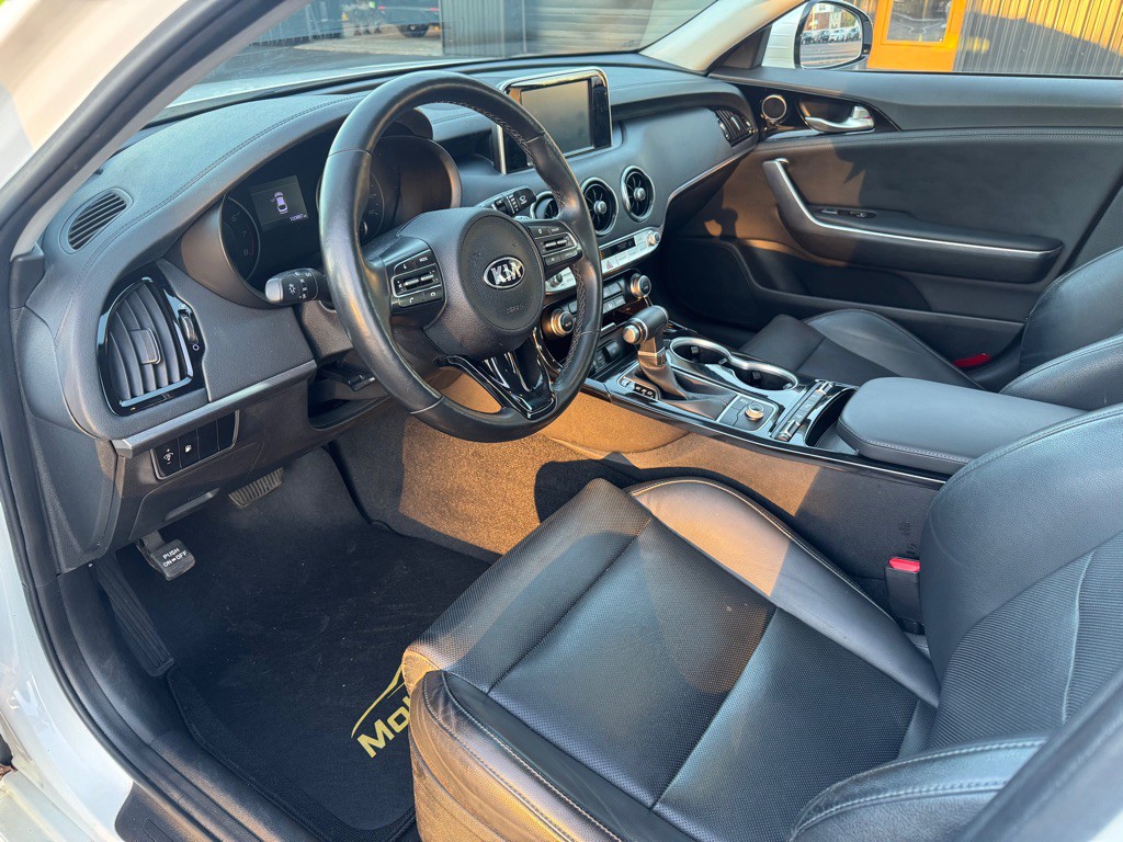 2018 Kia Stinger Image 5