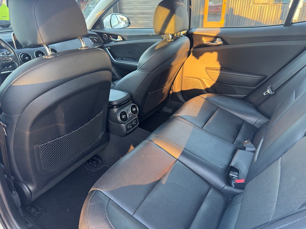 2018 Kia Stinger Image 6