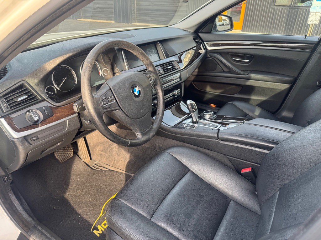 2014 BMW 5 Series Image 5