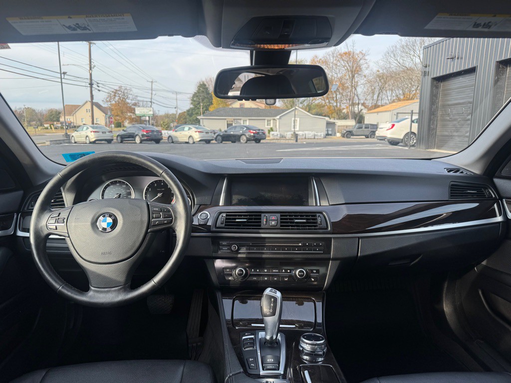 2014 BMW 5 Series Image 7