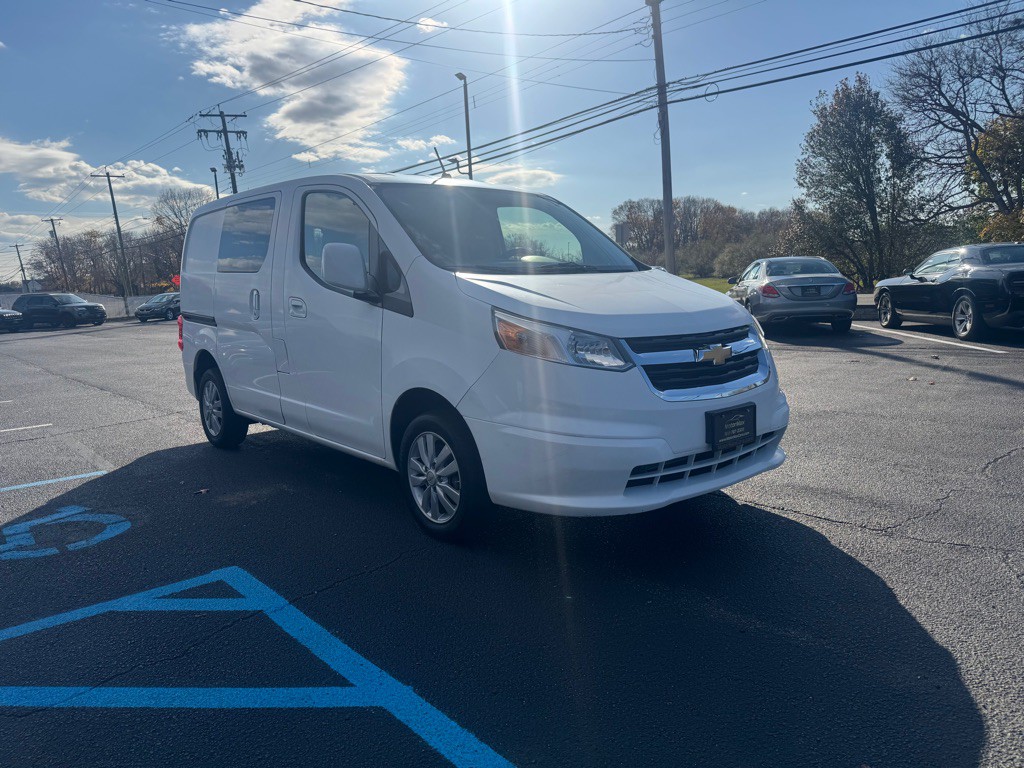 2017 Chevrolet Express Image 4