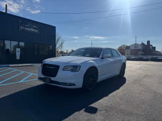Image for 2016 Chrysler 300 S ID: 6996872