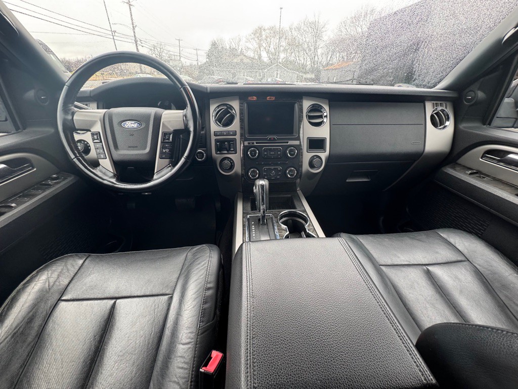 2015 Ford Expedition Image 8