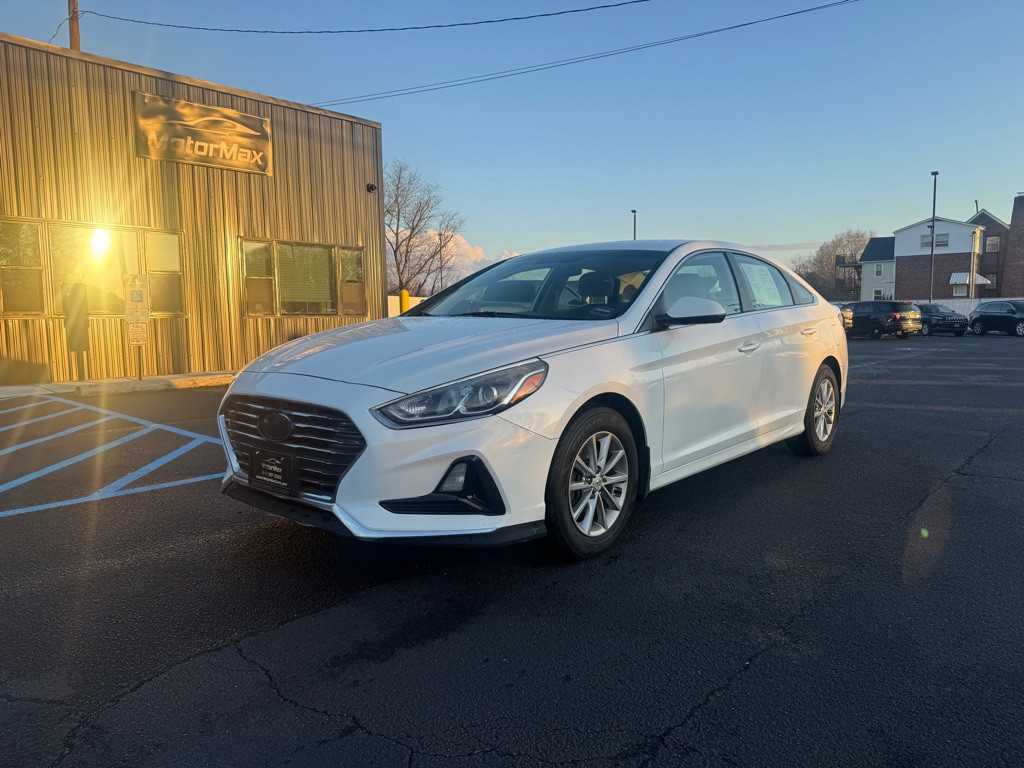 2018 Hyundai Sonata Image 1