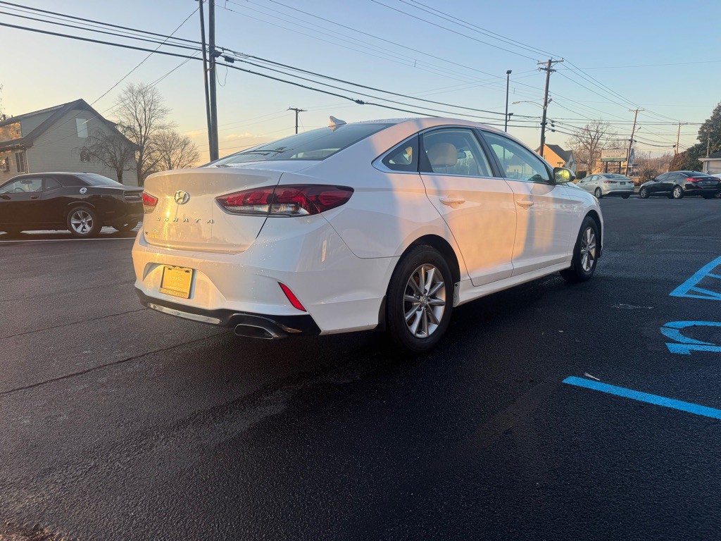 2018 Hyundai Sonata Image 3
