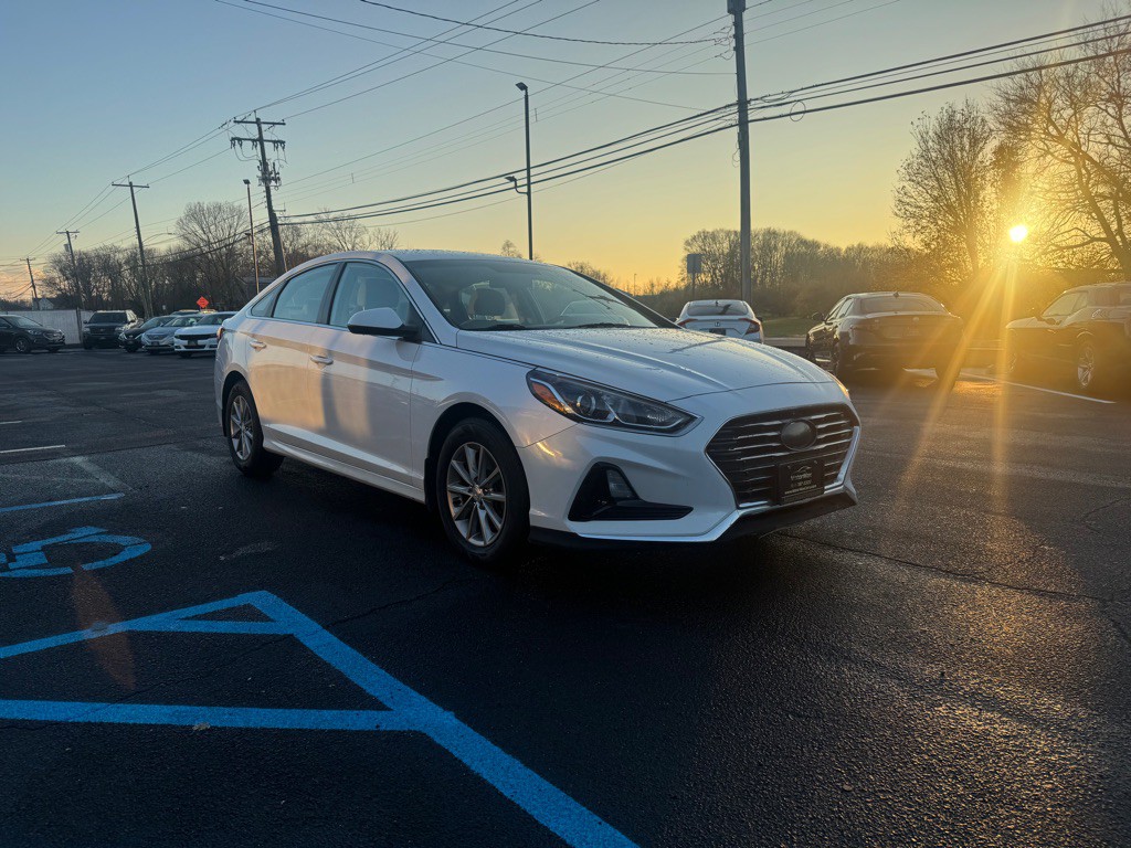 2018 Hyundai Sonata Image 4