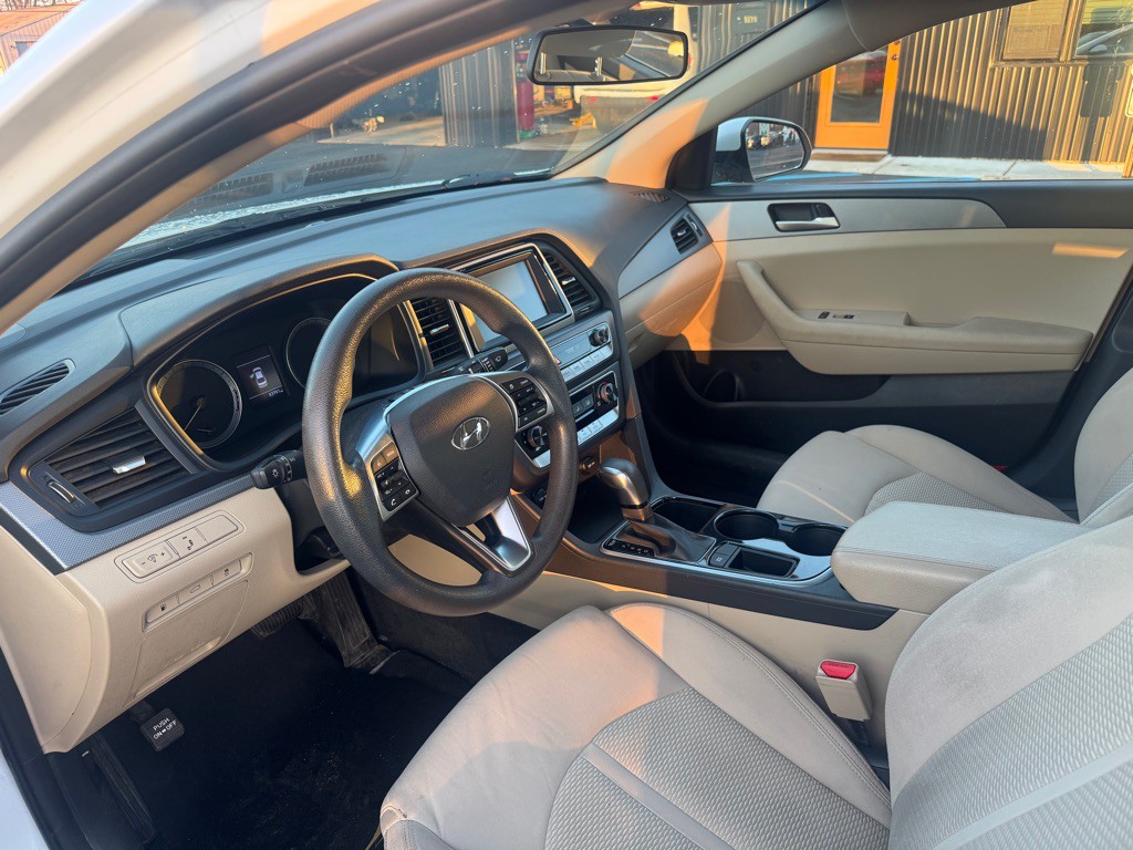 2018 Hyundai Sonata Image 5