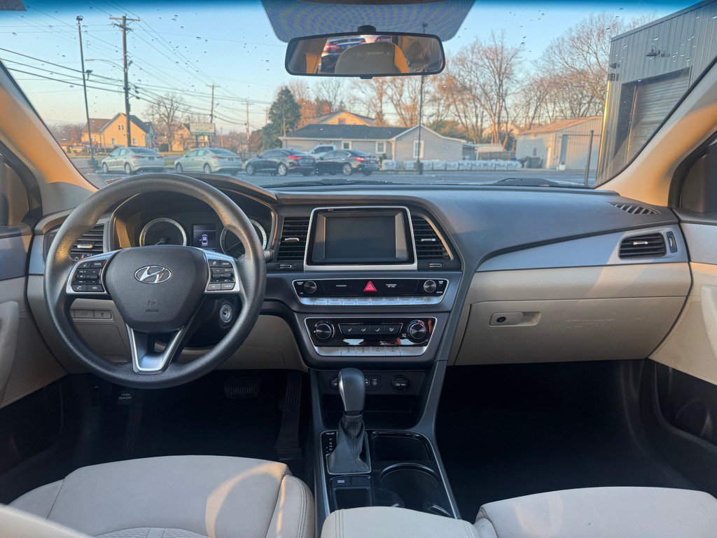 2018 Hyundai Sonata Image 9