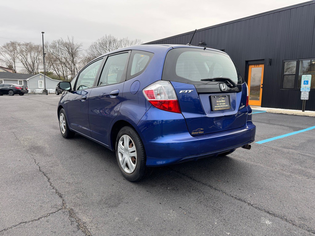 2010 Honda Fit Image 2