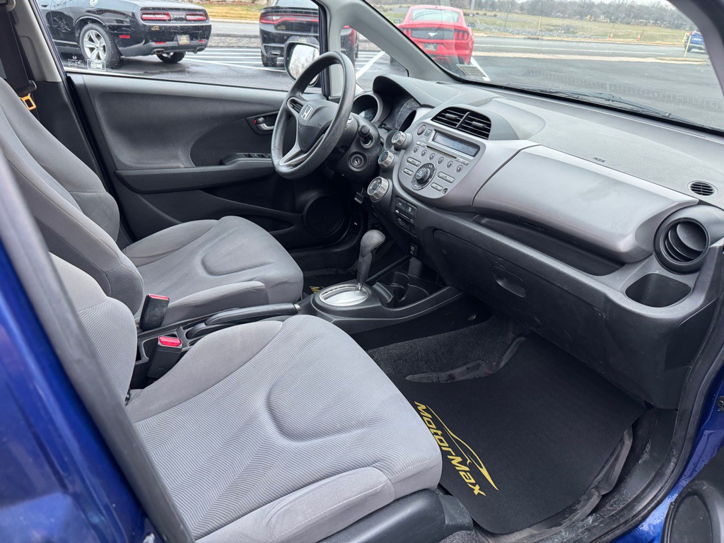 2010 Honda Fit Image 8