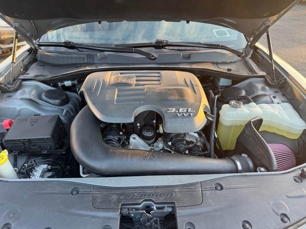 2018 Dodge Charger Image 11