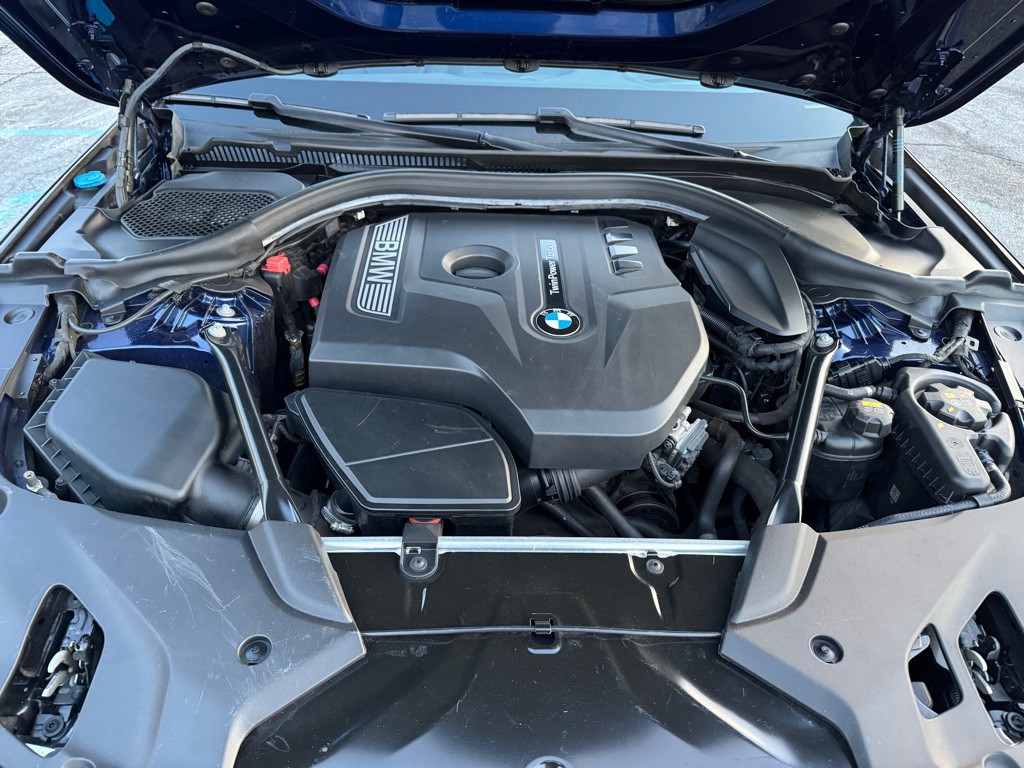 2017 BMW 5 Series Image 11