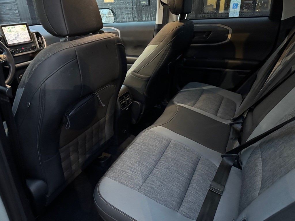 2021 Ford Bronco Image 6