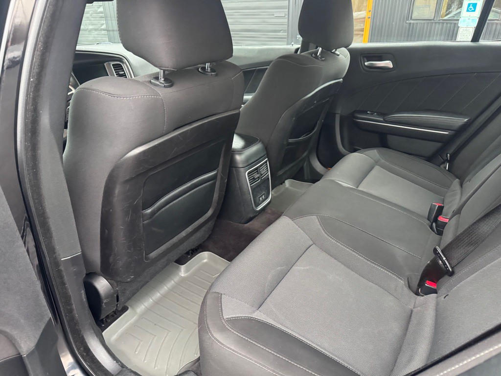 2017 Dodge Charger Image 6