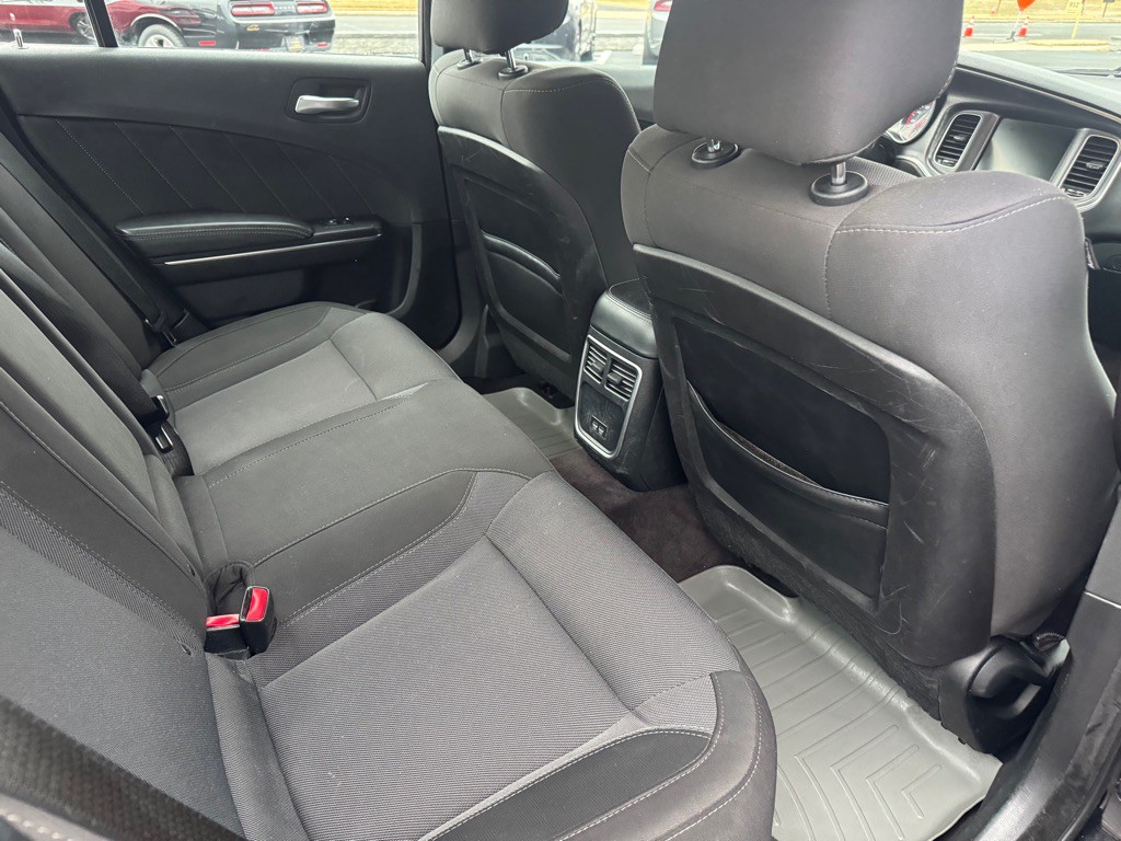 2017 Dodge Charger Image 7