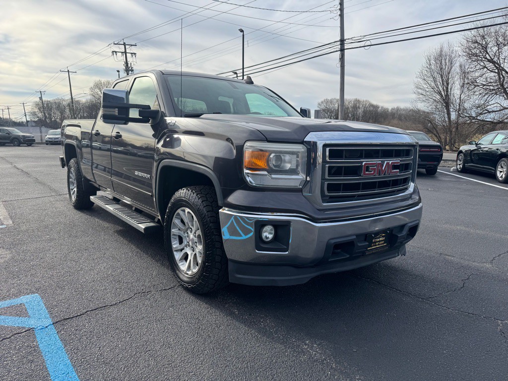 2015 GMC Sierra Image 4