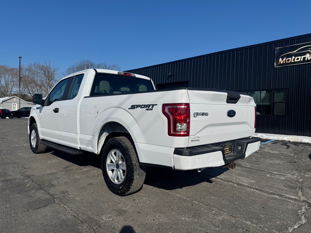 2015 Ford F-150 Image 2