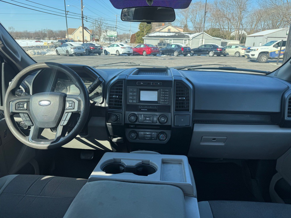 2015 Ford F-150 Image 9