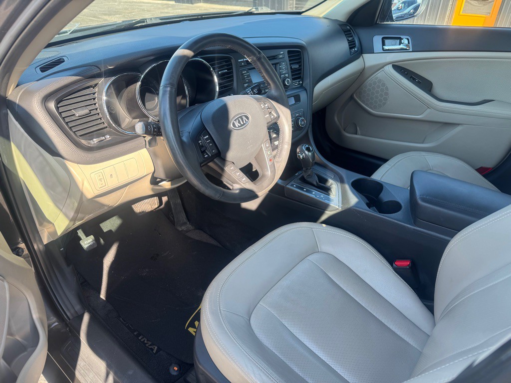 2011 Kia Optima Image 5