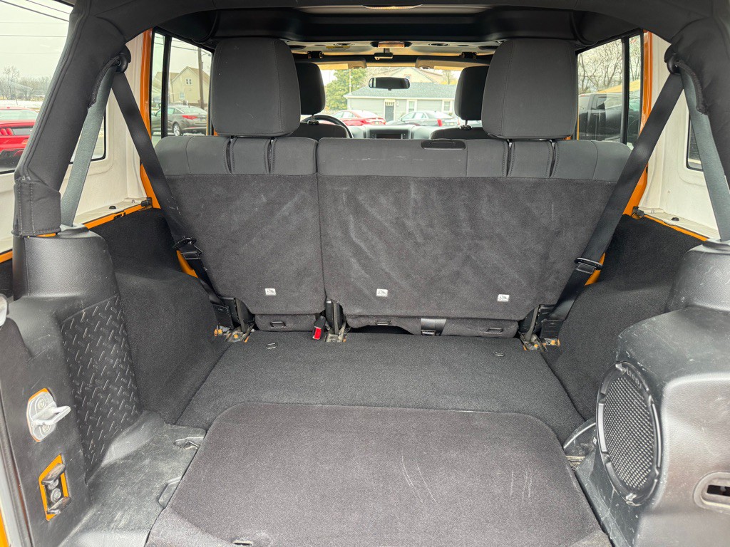2012 Jeep Wrangler Unlimited Image 10