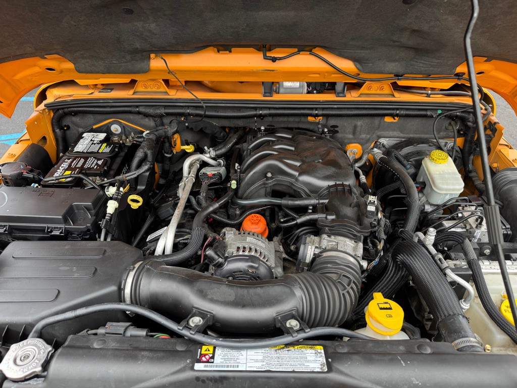 2012 Jeep Wrangler Unlimited Image 11